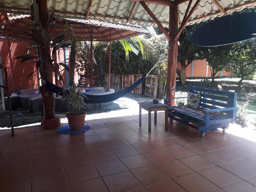 Casa Ballena Eco Hostel 우비타 외부 사진